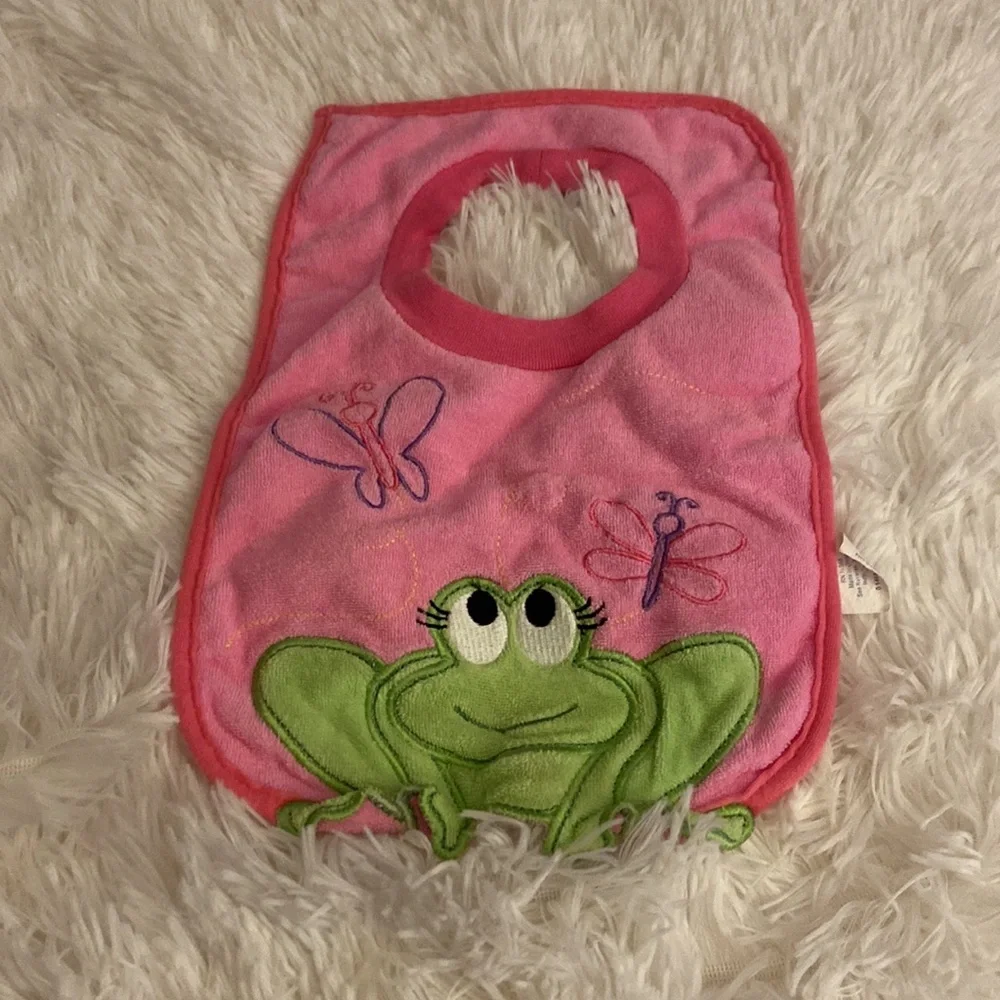 Bundle of baby bibs!